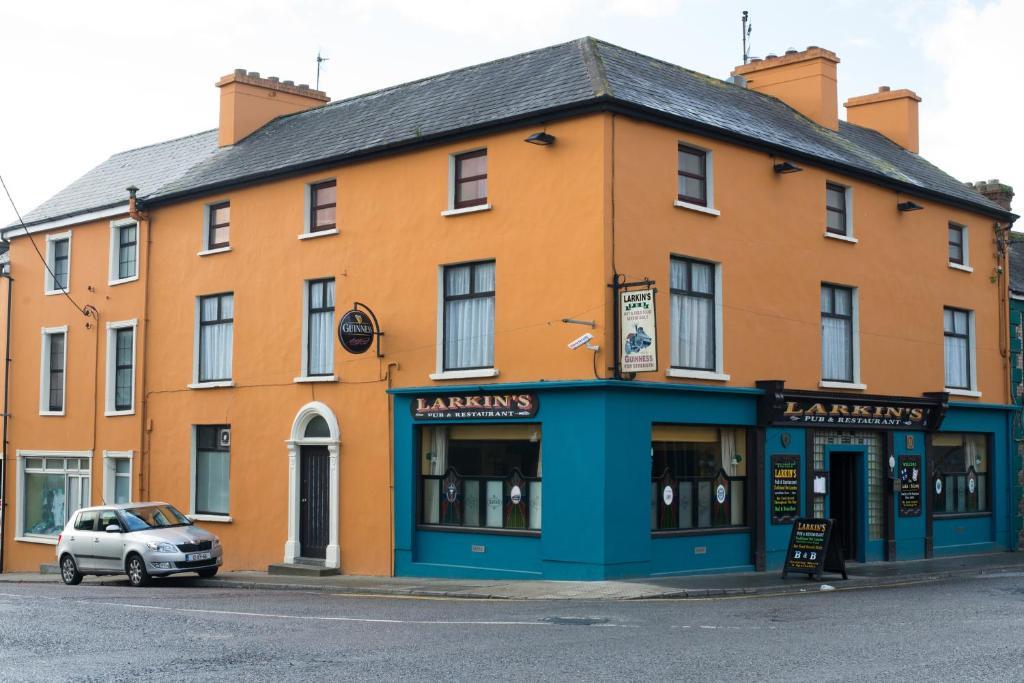 Larkin'S Pub, Restaurant, And B&B Milltown  Eksteriør bilde